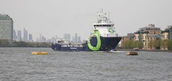 The Green Pioneer, sailing along the river Thames; London, United Kingdom
