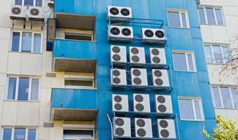 Air conditioning system installed on a building